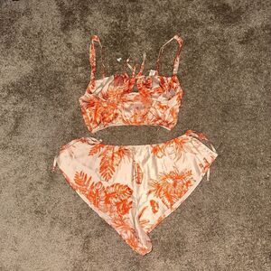 NWT Victoria’s Secret Set